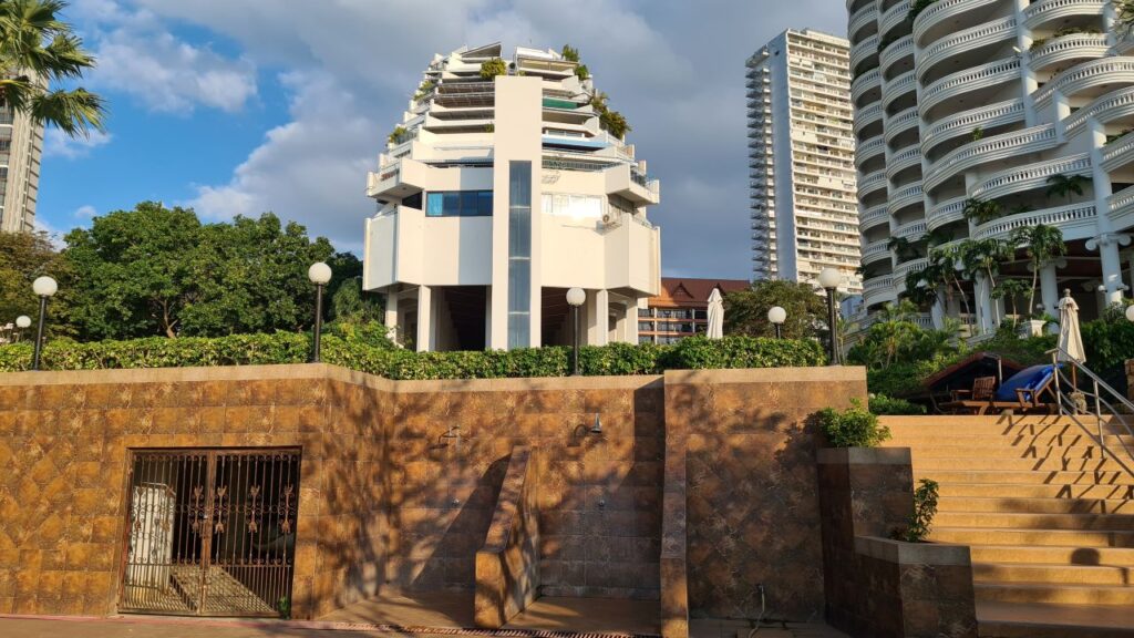 2 bedroom apartment 105m2 in Siam Penthouse Condominium
