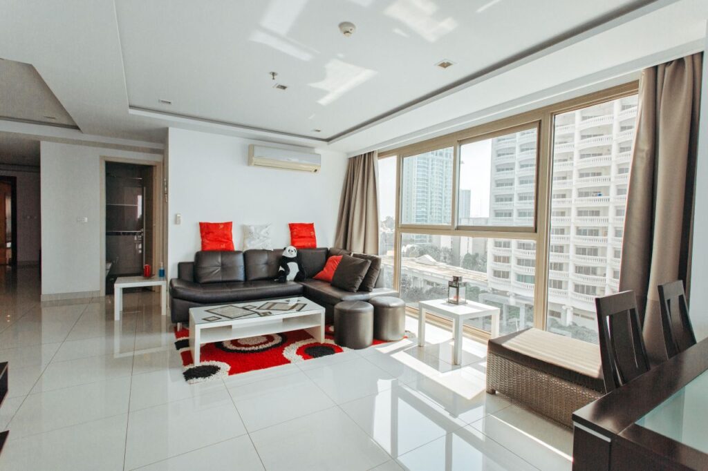2 bedroom apartment 92m2 in Wongamat Tower