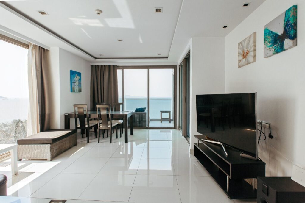 2 bedroom apartment 92m2 in Wongamat Tower