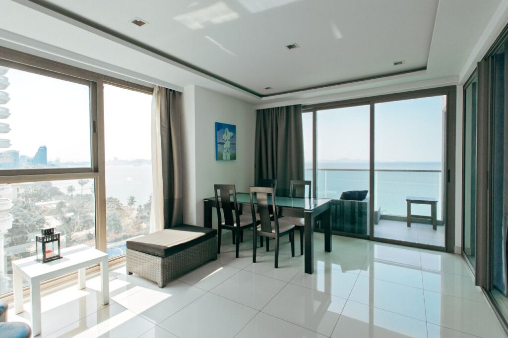 2 bedroom apartment 92m2 in Wongamat Tower