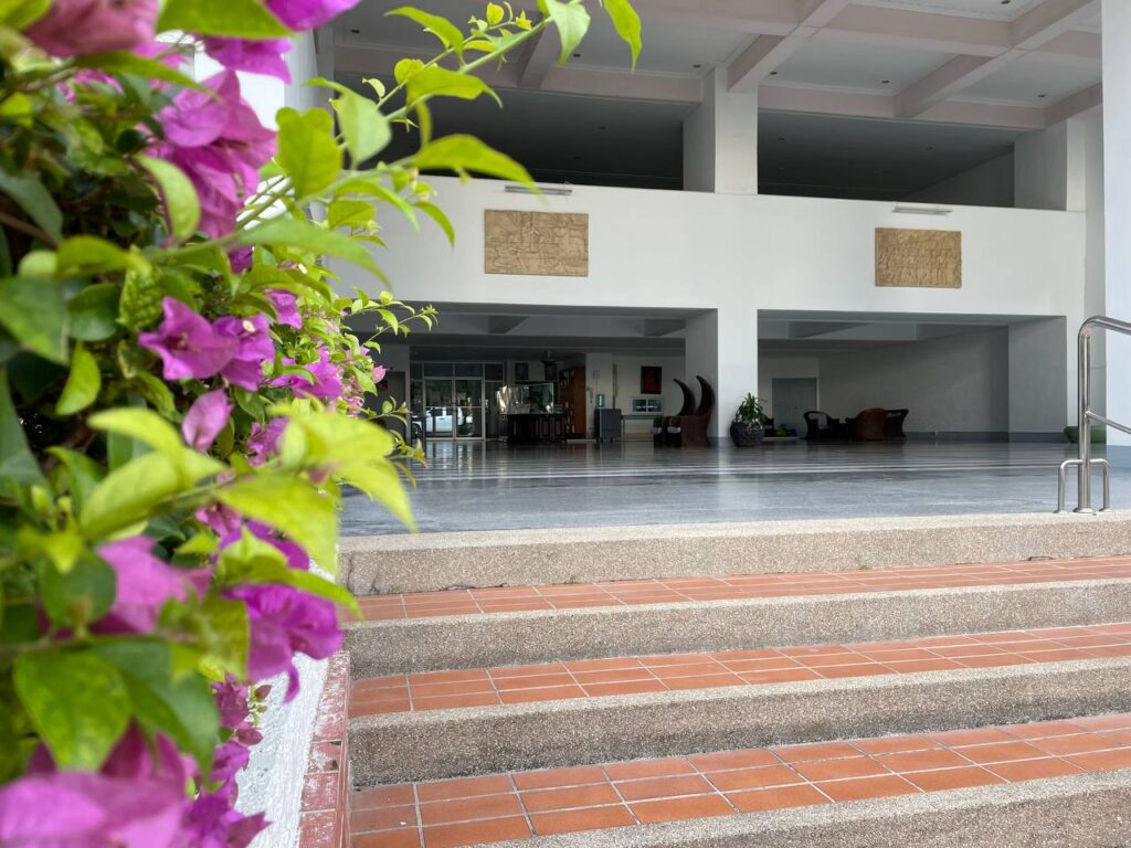 Апартаменты с 1 спальней 96м2 в Wongamat Garden Beach condo