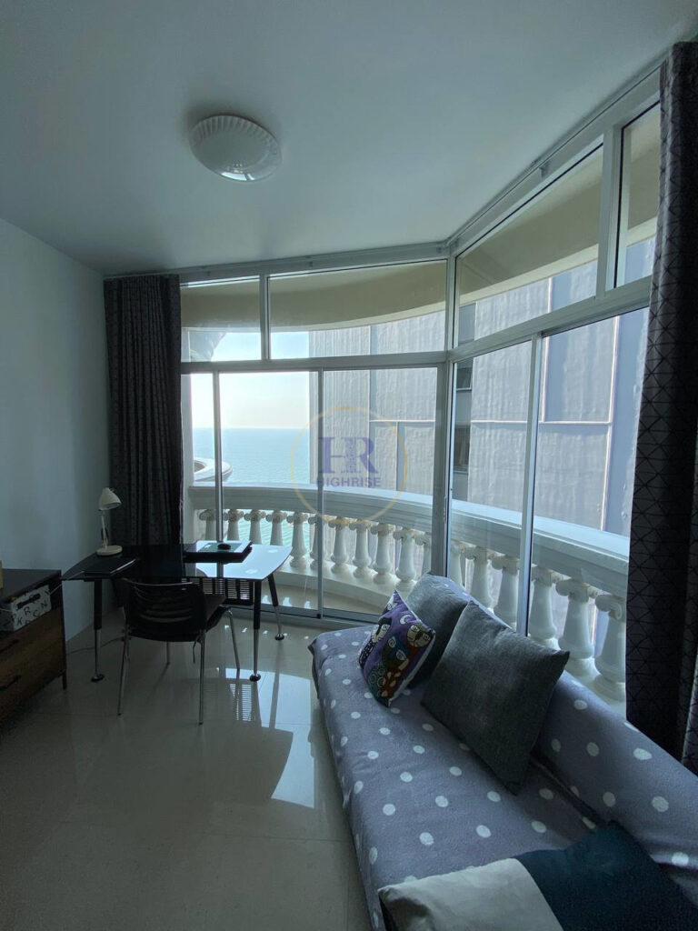 One bedroom apartment 93m2 in Sky Beach Condo