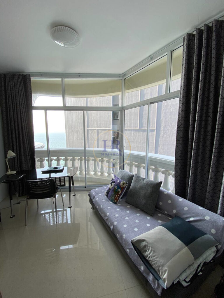 One bedroom apartment 93m2 in Sky Beach Condo