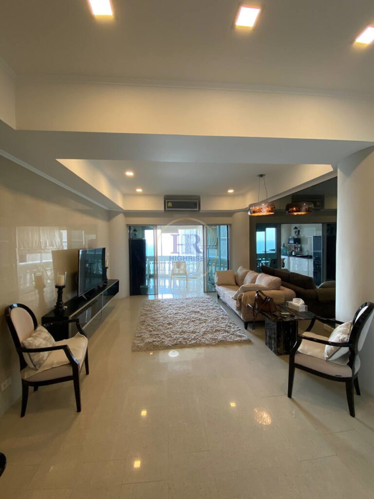 One bedroom apartment 93m2 in Sky Beach Condo