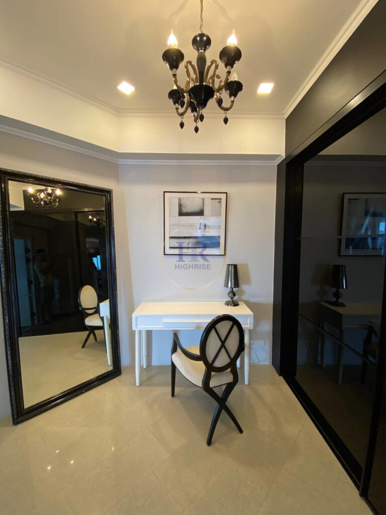 One bedroom apartment 93m2 in Sky Beach Condo