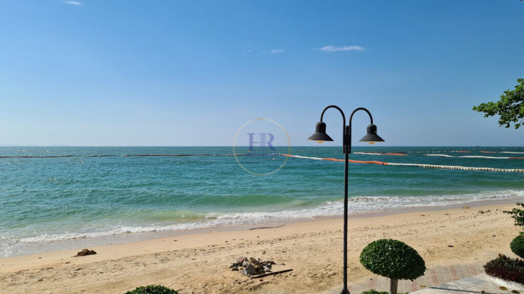 One bedroom apartment 93m2 in Sky Beach Condo
