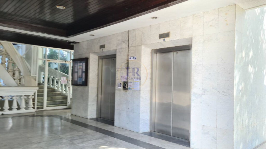 One bedroom apartment 93m2 in Sky Beach Condo