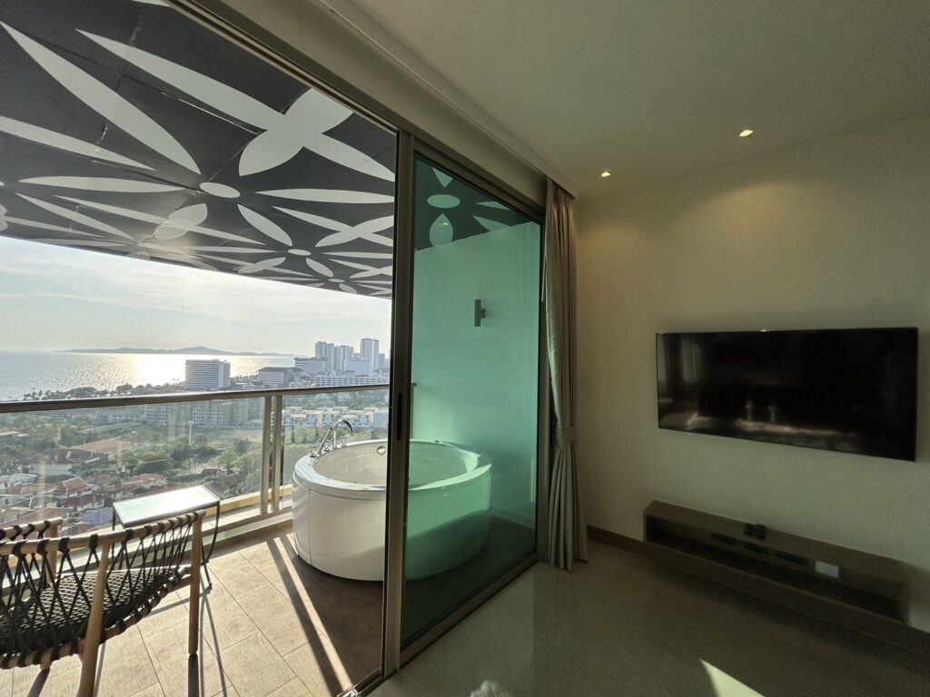 Апартаменты с 1 спальней 45м2 в The Riviera Ocean Drive