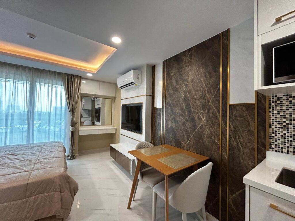 Studio 25m2 in Dusit Grand Park 2