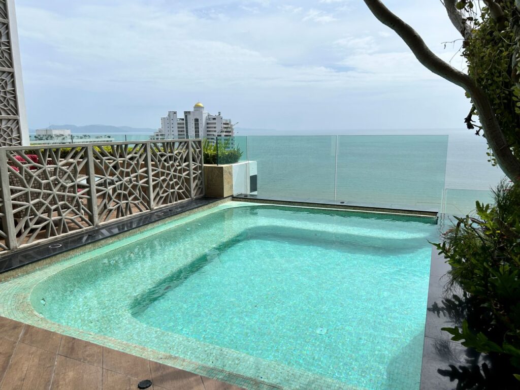 1-bedroom 47m2 in The Riviera Jomtien