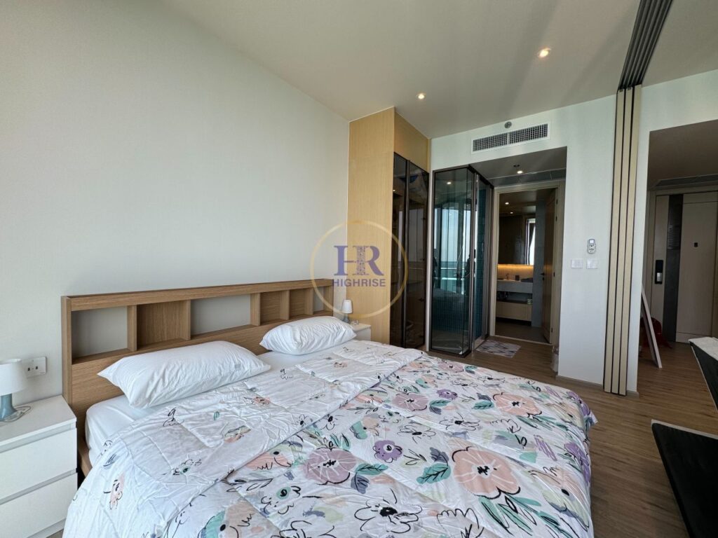 One bedroom apartment 38m2 in Arom Wongamat
