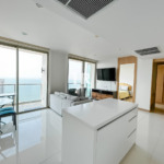 Квартира с 2-мя спальнями 70м2 в The Riviera Wongamat