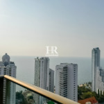 Квартира с 2-мя спальнями 70м2 в The Riviera Wongamat