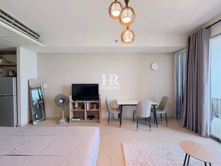 Студия 38м2 в Zire Wongamat
