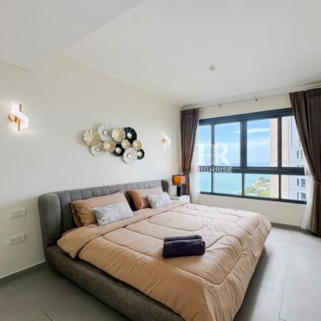 2 bedroom 64m2 in Zire Wongamat
