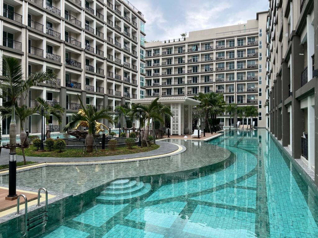 One bedroom 35m2 in Dusit Grand Park 2