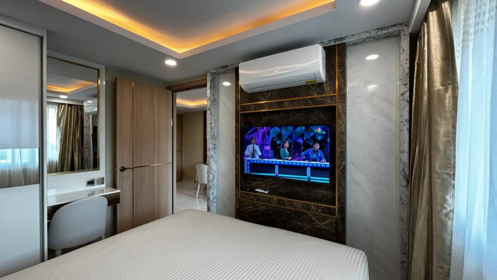 One bedroom 35m2 in Dusit Grand Park 2