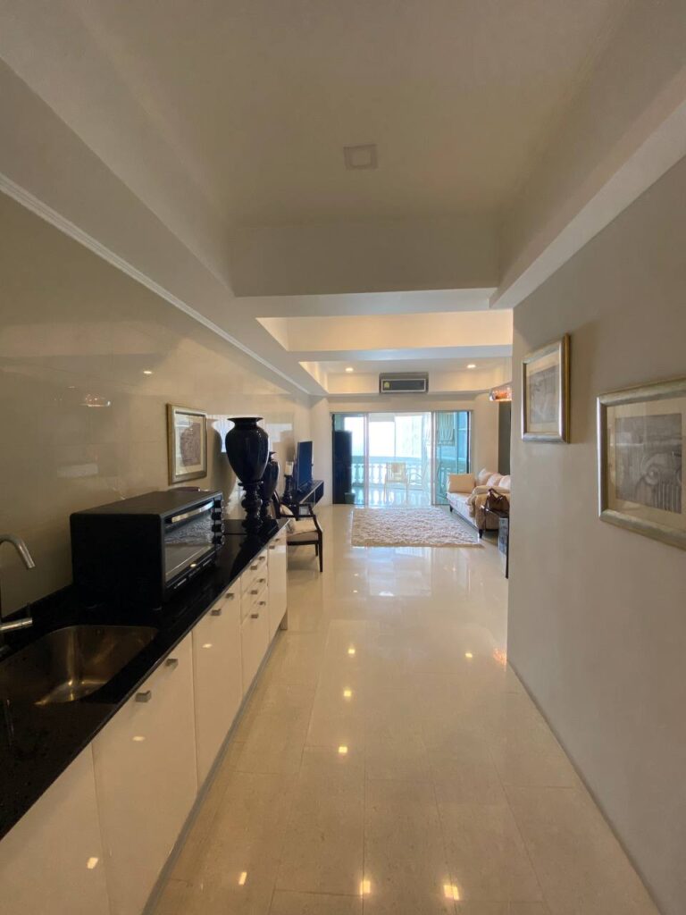 1 bedroom 93m2 in Sky Beach Condo