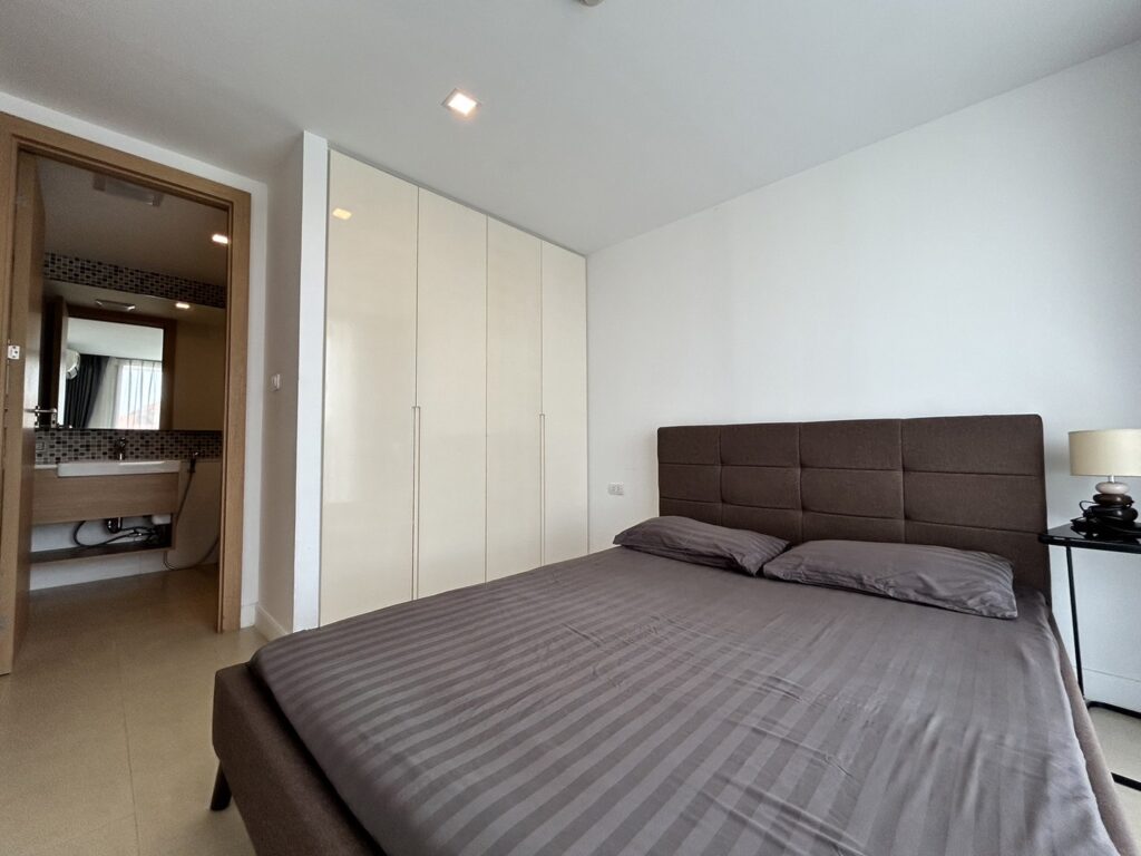 Квартира с 2-мя спальнями 76м2 в Aurora Condo