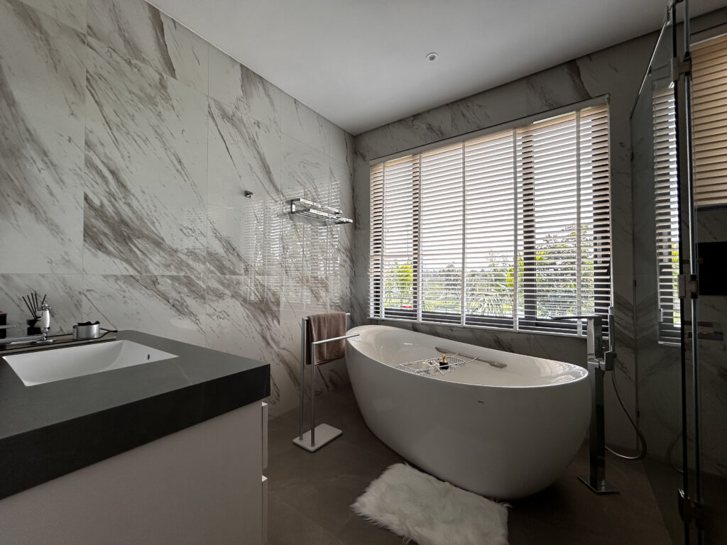 4-bedroom villa of 600 m2 in Glory Village
