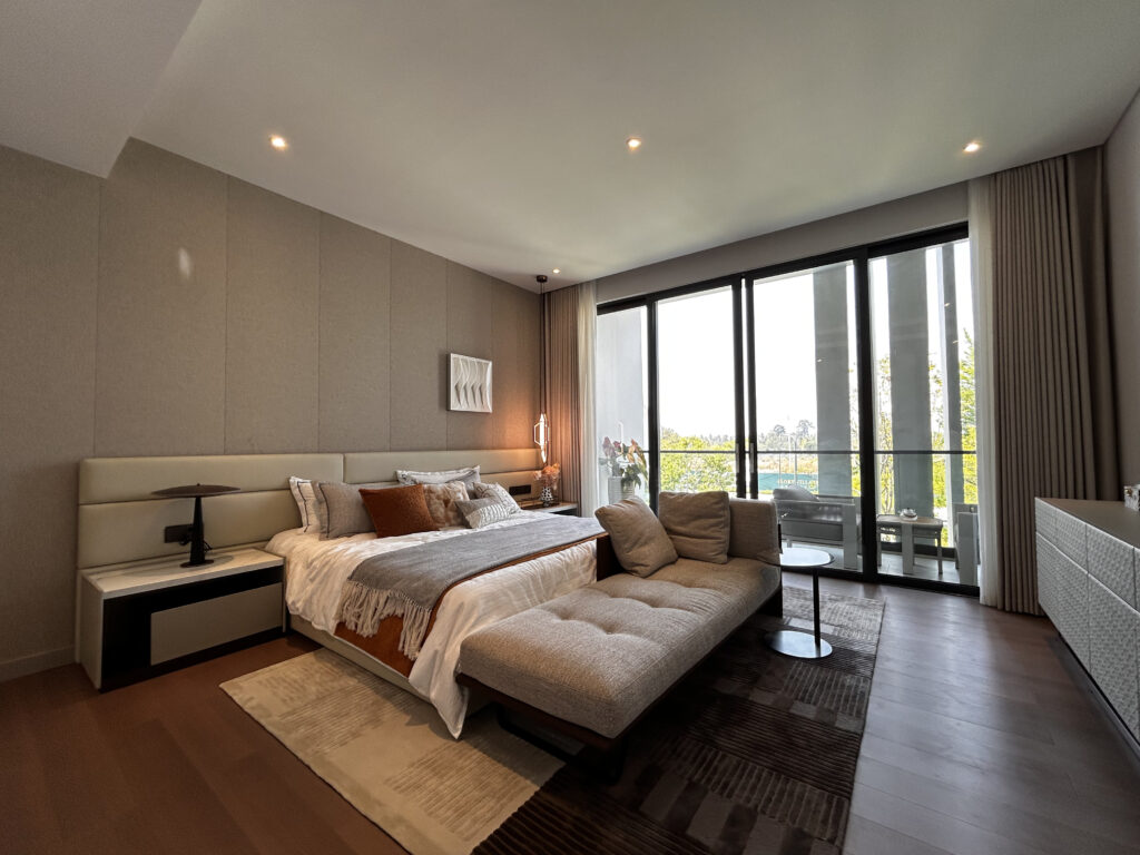 4-bedroom villa of 600 m2 in Glory Village