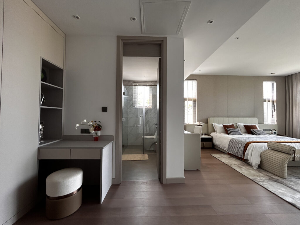 4-bedroom villa of 600 m2 in Glory Village