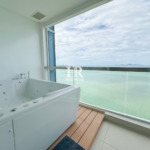 Квартира с 2-мя спальнями 98м2 в The Palm Wongamat