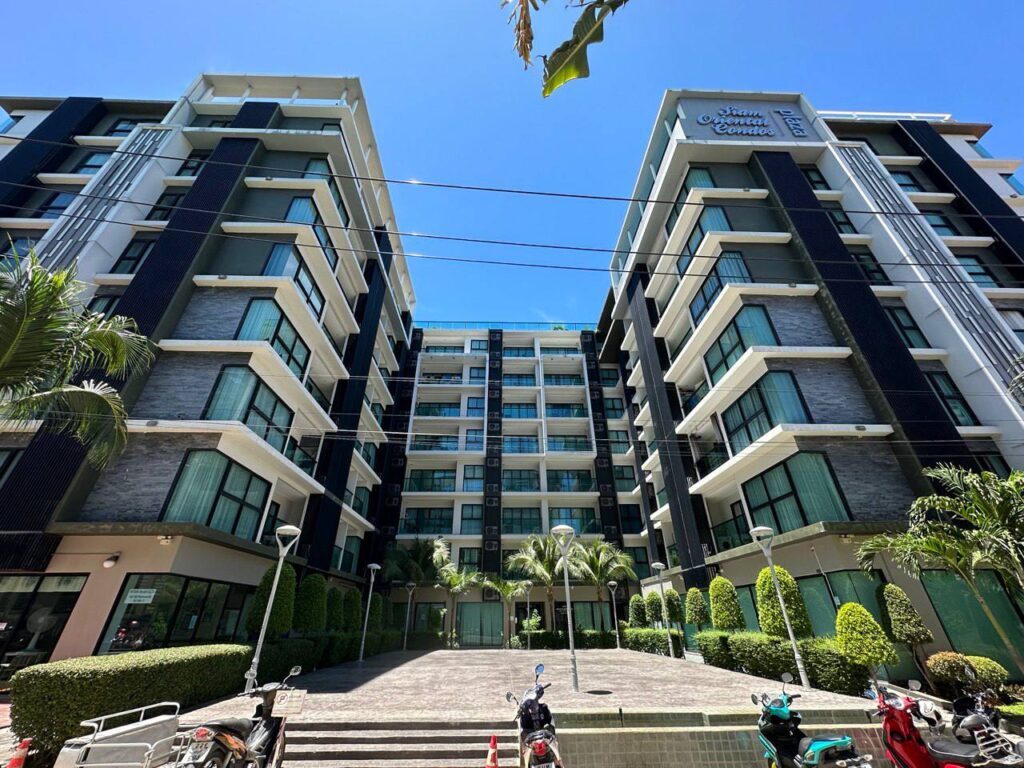 Квартира с 1-й спальней в Siam Oriental Plaza