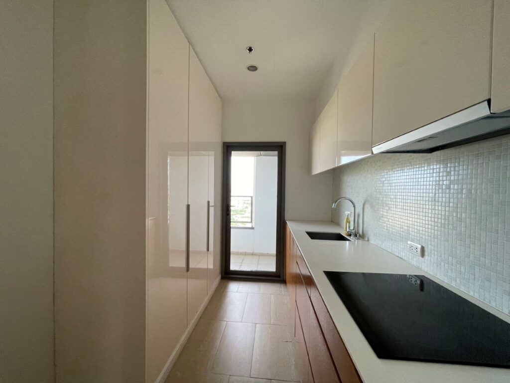 Five bedroom duplex 360m2 in Northpoint Condo