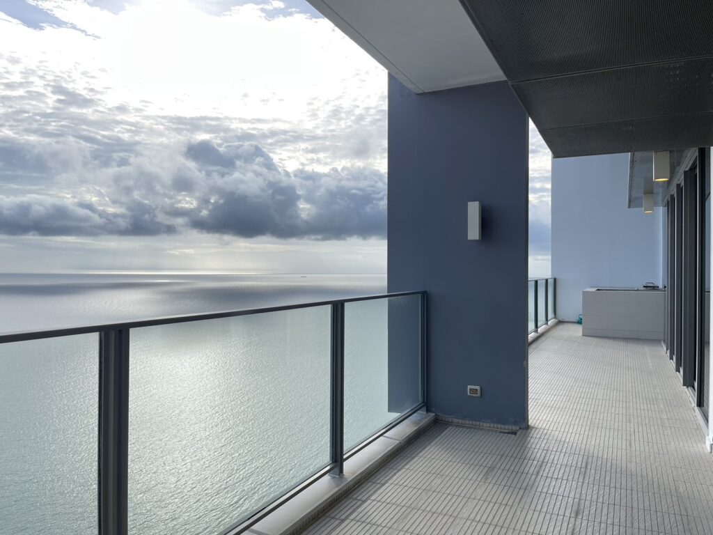 Five bedroom duplex 360m2 in Northpoint Condo