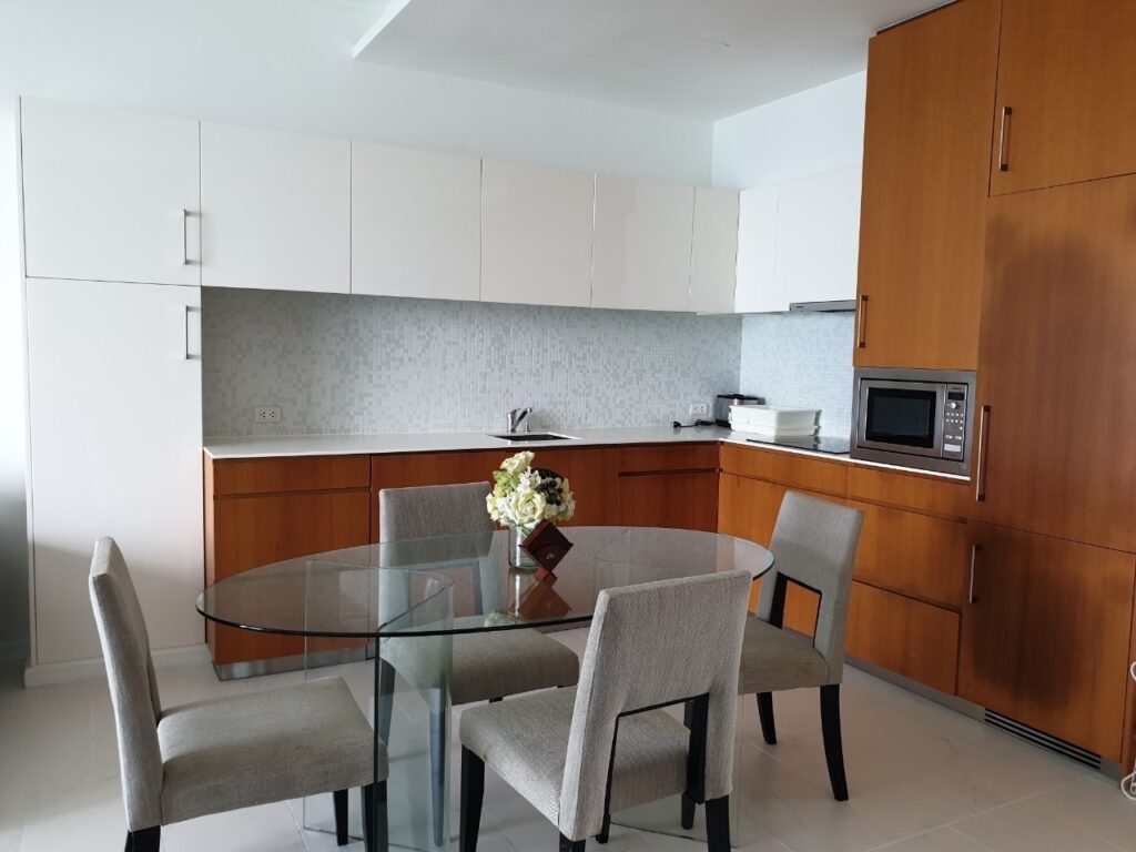 Квартира с 1-й спальней 72м2 в Northpoint Condo