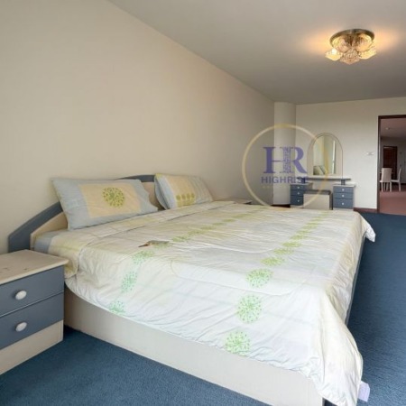 Квартира с 3-мя спальнями 175м2 в Park Beach Condo
