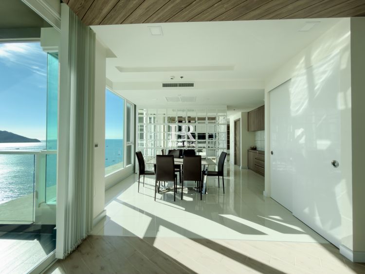 Квартира с 3-мя спальнями 168м2 в Del Mare Bangsarey