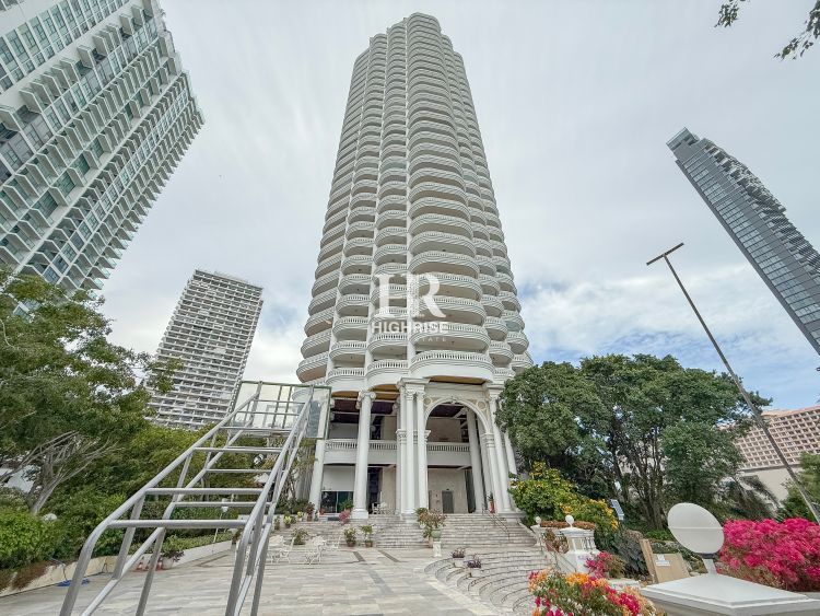 Studio 55m2 in Park Beach Condo