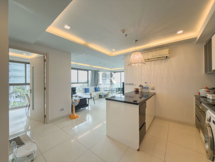 2 bedroom 92m2 in Wongamat Tower Condo