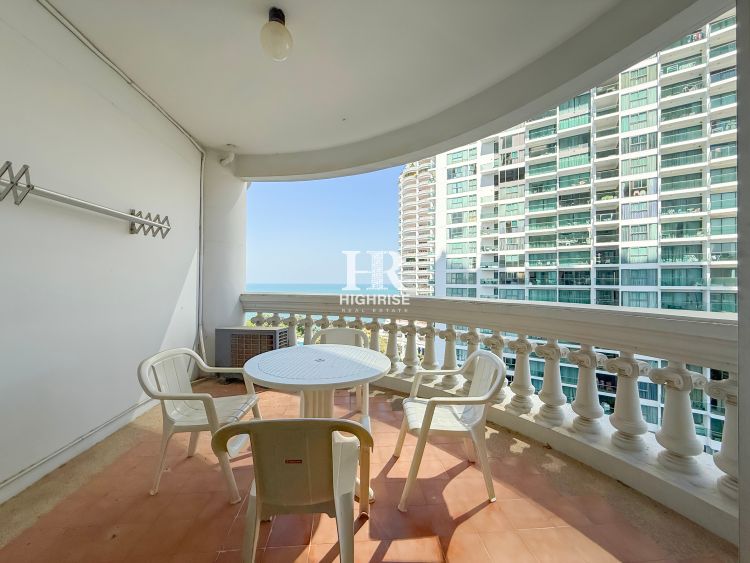 Studio 55m2 in Park Beach Condo