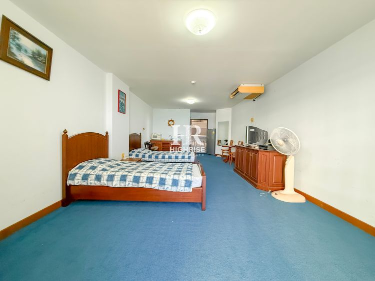 Studio 55m2 in Park Beach Condo