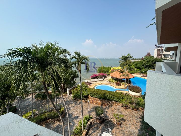Квартира с 2-мя спальнями 120м2 в Garden Cliff Condominium 2