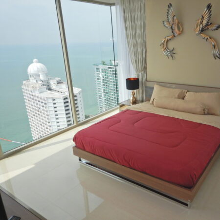 Квартира с 2-мя спальнями 85м2 в The Riviera Wongamat