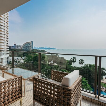 Квартира с 3-мя спальнями 130м2 в Northpoint Condo