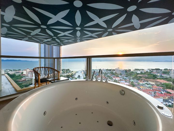 Квартира с 1-й спальней 44м2 в The Riviera Ocean Drive