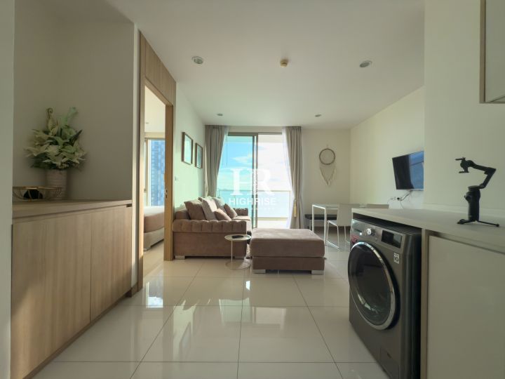 Квартира с 2-мя спальнями 70м2 в The Riviera Wongamat