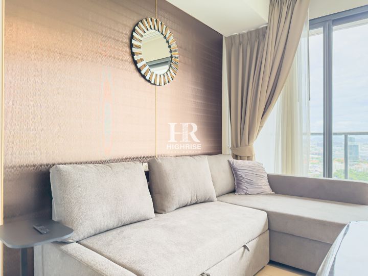 Two bedroom 75m2 in Zire Wongamat