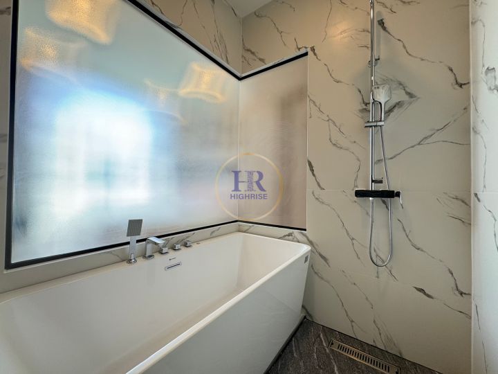 Three bedroom villa 154m2 in Villa La Richie