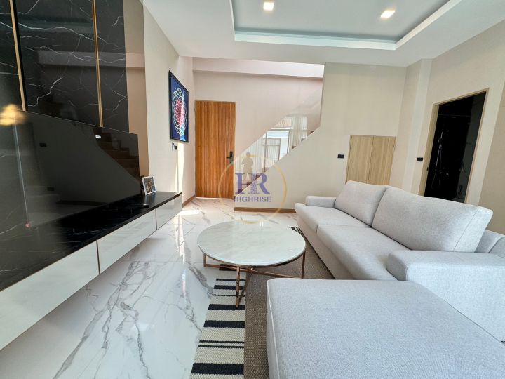 Three bedroom villa 154m2 in Villa La Richie