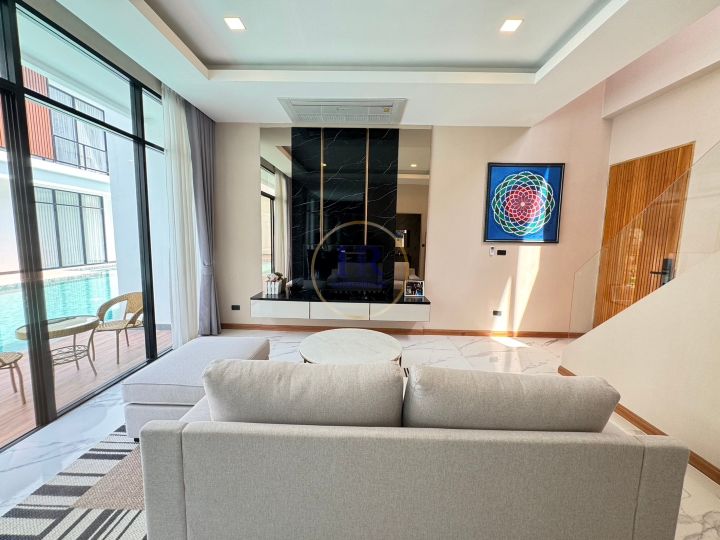 Three bedroom villa 154m2 in Villa La Richie