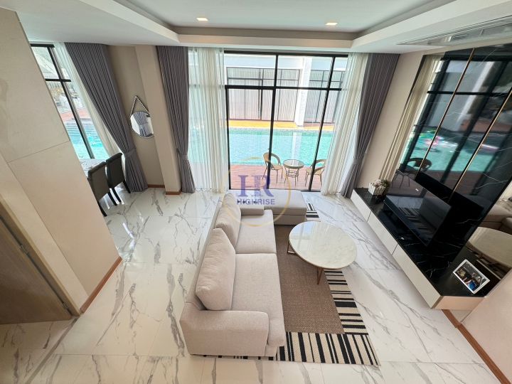 Three bedroom villa 154m2 in Villa La Richie