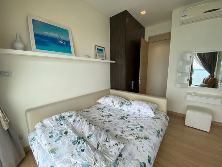 Two bedroom apartment 116m2 in Reflection Jomtien Beach