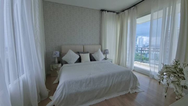 Two bedroom apartment 120m2 in Reflection Jomtien Beach