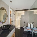 Квартира с 2-мя спальнями 175м2 в Park Beach Condo